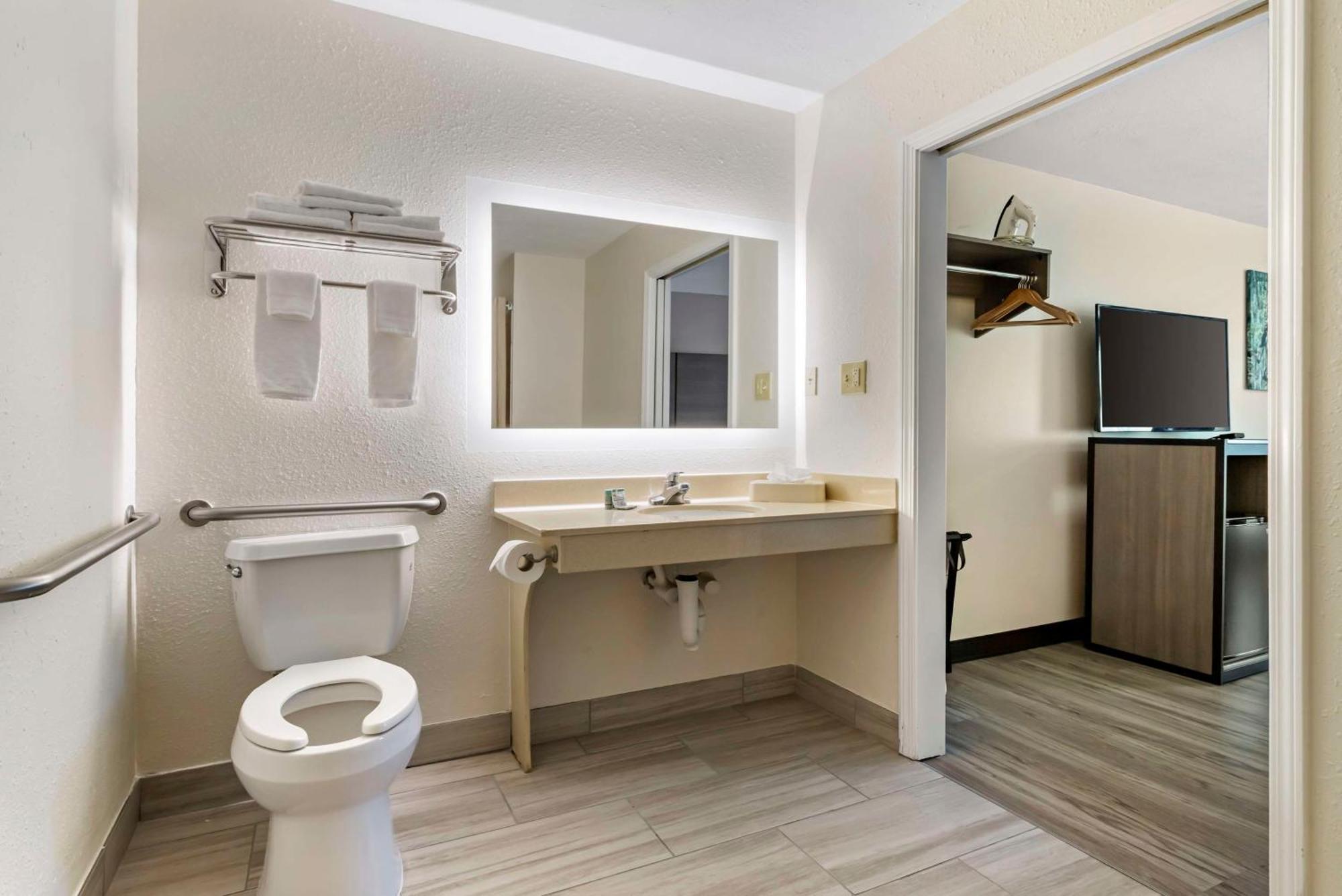 Best Western Of Alexandria Inn & Suites & Conference Center Екстер'єр фото