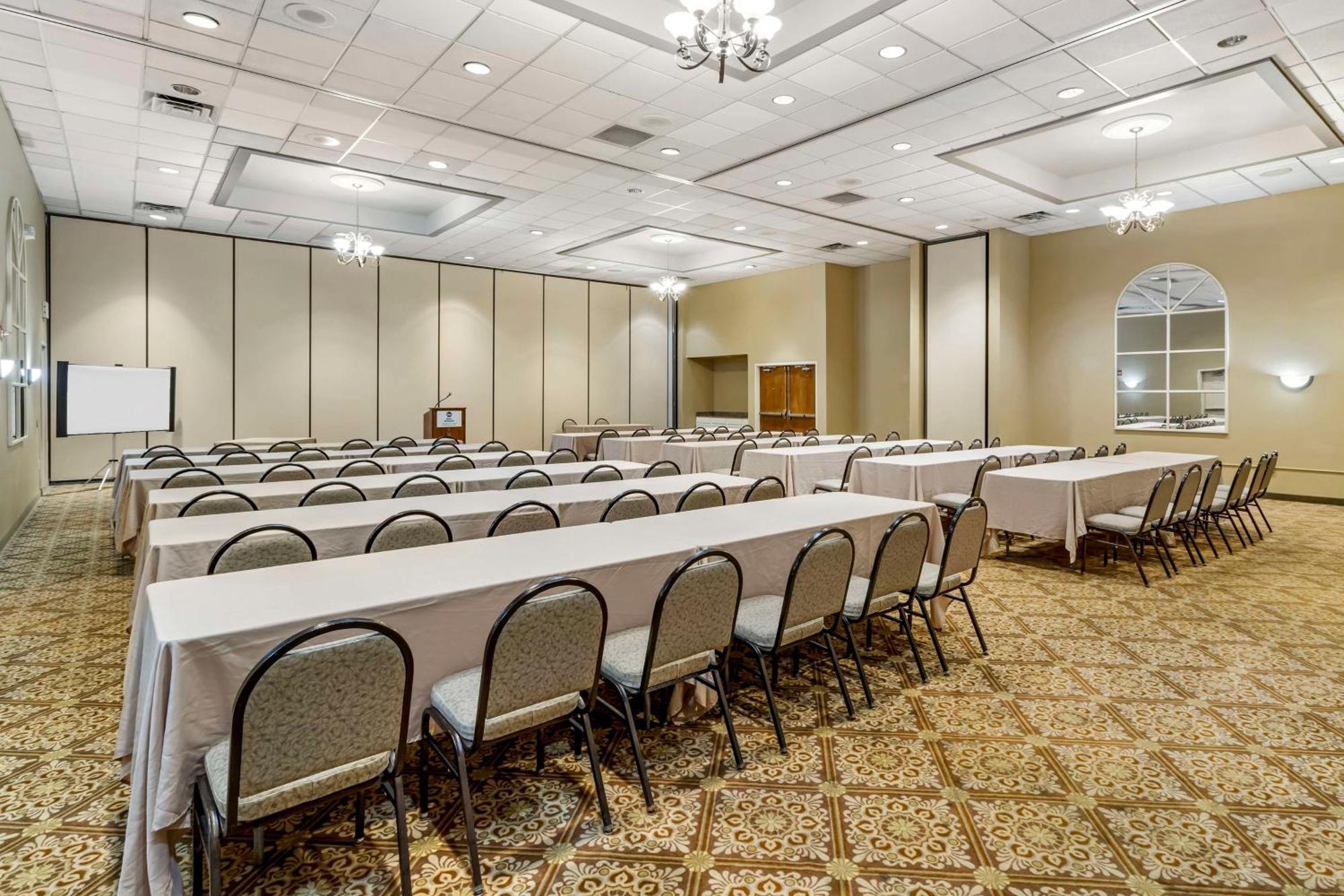 Best Western Of Alexandria Inn & Suites & Conference Center Екстер'єр фото